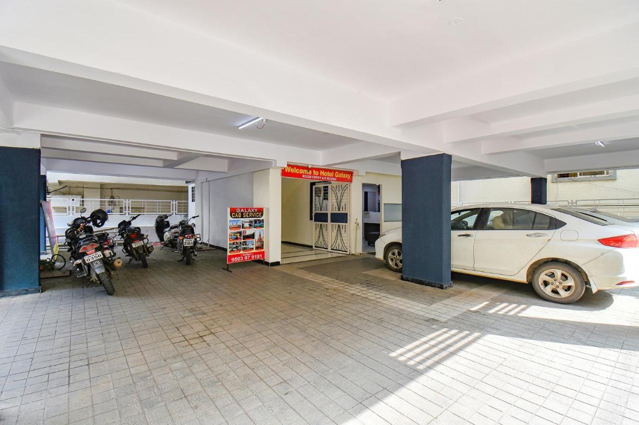 Fabexpress Galaxy Apartments Пуна Экстерьер фото